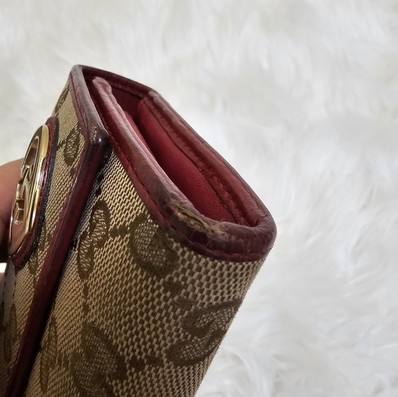 💜🎉HOST PICK🎉💜Authentic Gucci Long Wallet - Picture 9 of 17